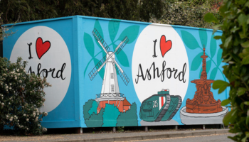 A mural saying i Love Ashford